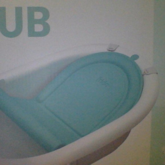 4-in-1 GROW WITH ME BATH TUB - Picture 3 of 4